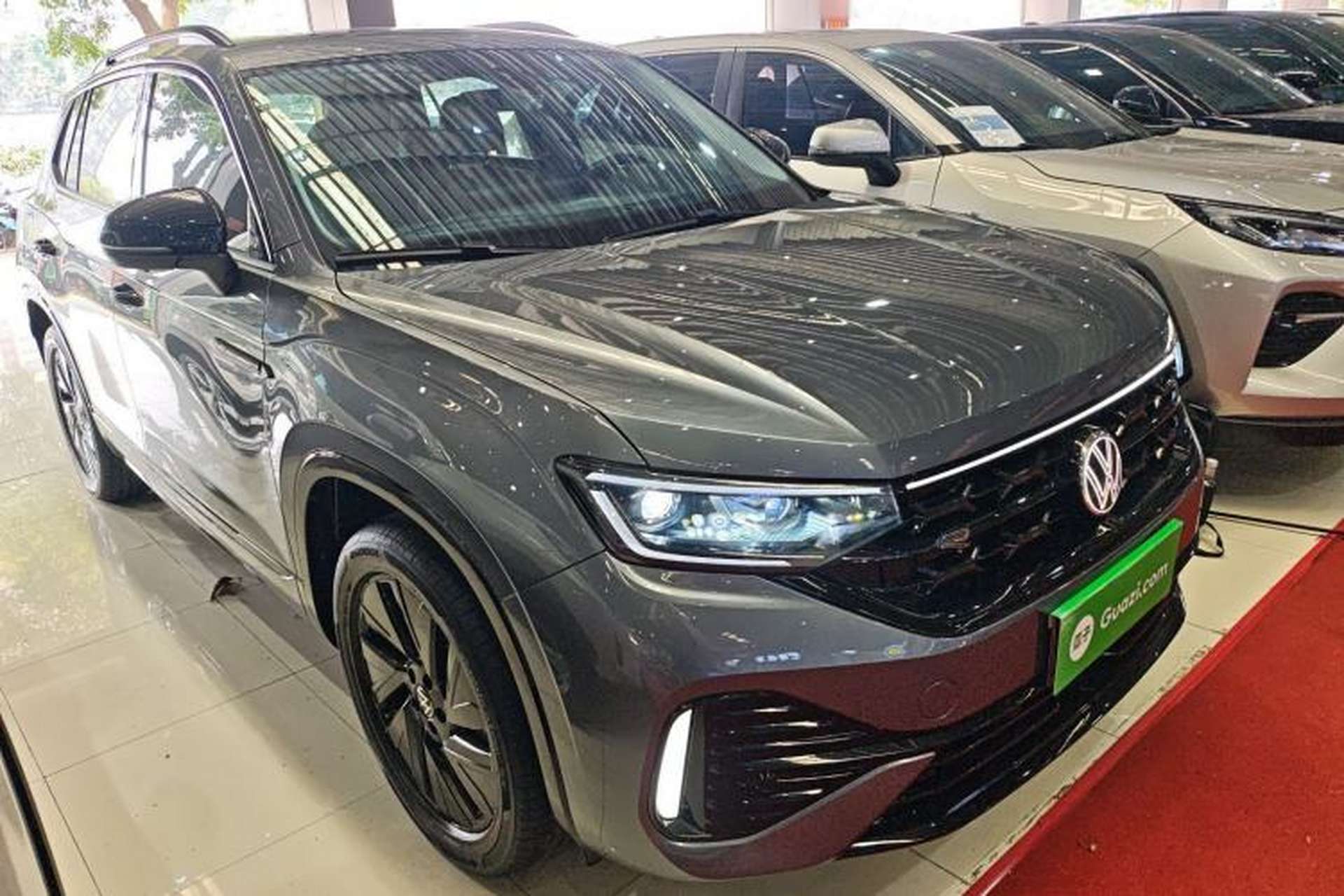 Used Volkswagen Tayron 2024 330TSI Two-Wheel Drive R-Line High-Energy Version Exterior 1