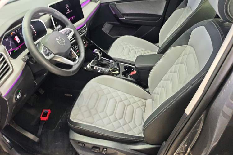 Used Volkswagen Tayron 2024 330TSI Two-Wheel Drive R-Line High-Energy Version Left Front Seat