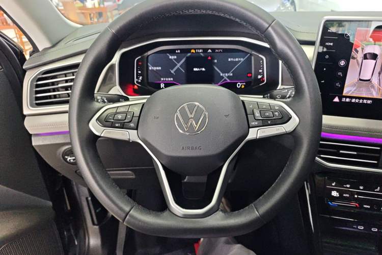 Used Volkswagen Tayron 2024 330TSI Two-Wheel Drive R-Line High-Energy Version Steering Wheel