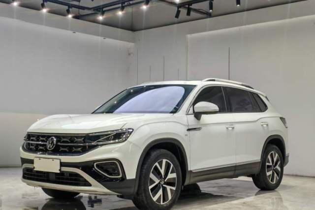 Volkswagen Tayron 2024 300TSI Two-Wheel-Drive Luxury Plus Advanced Version usado