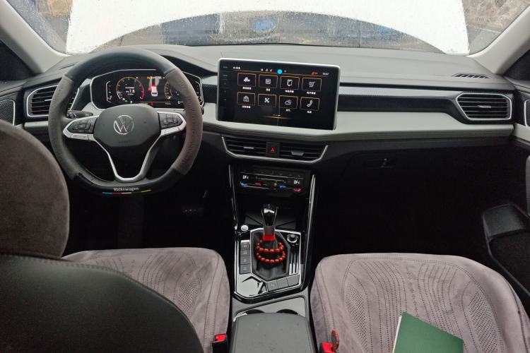 Used Volkswagen Tayron 2024 300TSI Two-Wheel-Drive Luxury Plus Advanced Version Center Console