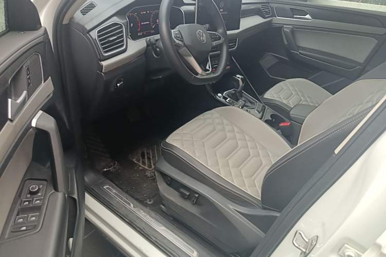Used Volkswagen Tayron 2024 300TSI Two-Wheel-Drive Luxury Plus Advanced Version Driver Seat