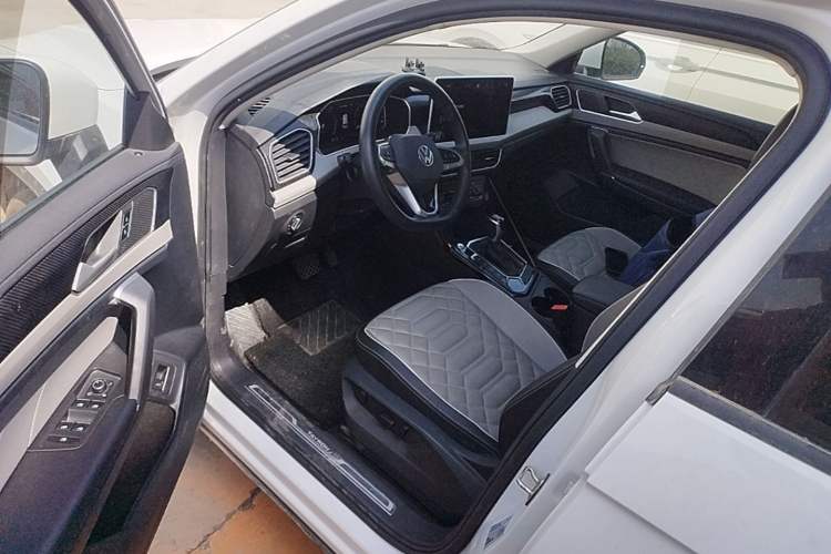 Used Volkswagen Tayron 2024 300TSI Two-Wheel-Drive Luxury Plus Advanced Version Driver Seat