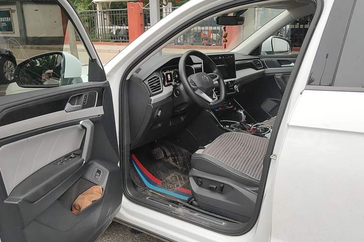 Used Volkswagen Tayron 2024 330TSI Two-Wheel Drive Luxury Plus Advanced Version Driver Seat