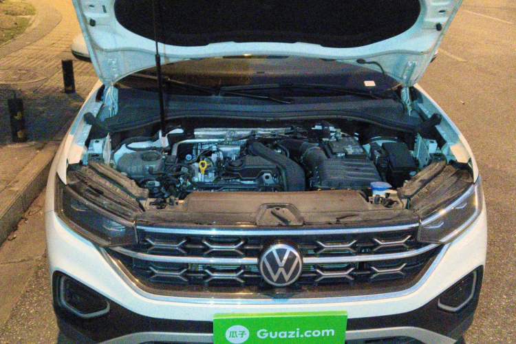 Used Volkswagen Tayron 2024 300TSI Two-Wheel-Drive Luxury Plus Advanced Version Engine Bay
