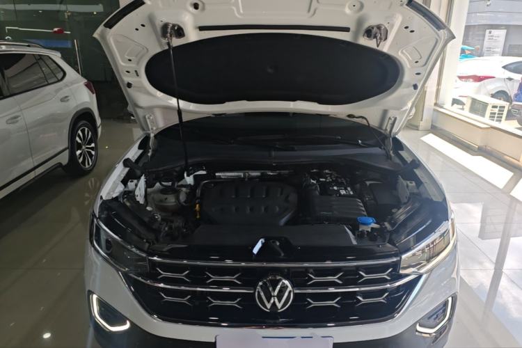 Used Volkswagen Tayron 2024 330TSI Two-Wheel Drive Luxury Plus Advanced Version Engine Bay