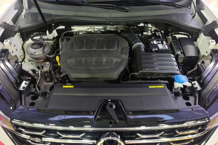 Used Volkswagen Tayron 2024 380TSI All-Wheel Drive R-Line Pro Smart Edition Engine Bay