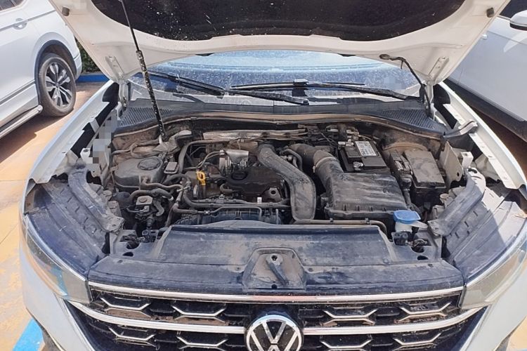 Used Volkswagen Tayron 2024 300TSI Two-Wheel-Drive Luxury Plus Advanced Version Engine Bay
