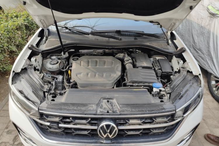 Used Volkswagen Tayron 2024 330TSI Two-Wheel Drive R-Line High-Energy Version Engine Bay