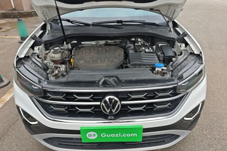 Used Volkswagen Tayron 2024 330TSI Two-Wheel Drive Luxury Plus Advanced Version Engine Bay
