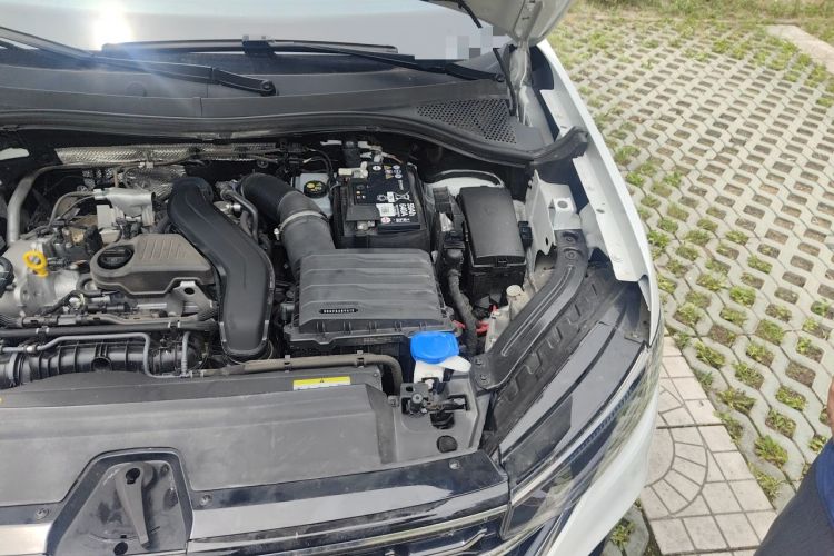 Used Volkswagen Tayron 2024 300TSI Two-Wheel-Drive Luxury Plus Advanced Version Engine Bay Left