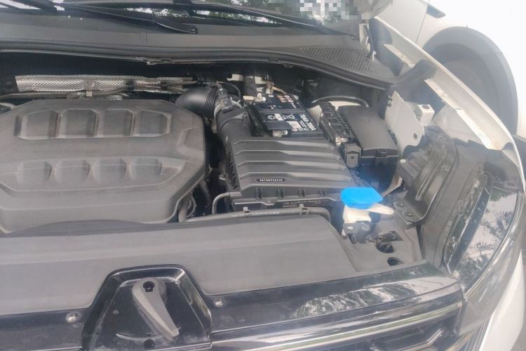 Used Volkswagen Tayron 2024 330TSI Two-Wheel Drive R-Line High-Energy Version Engine Bay Left