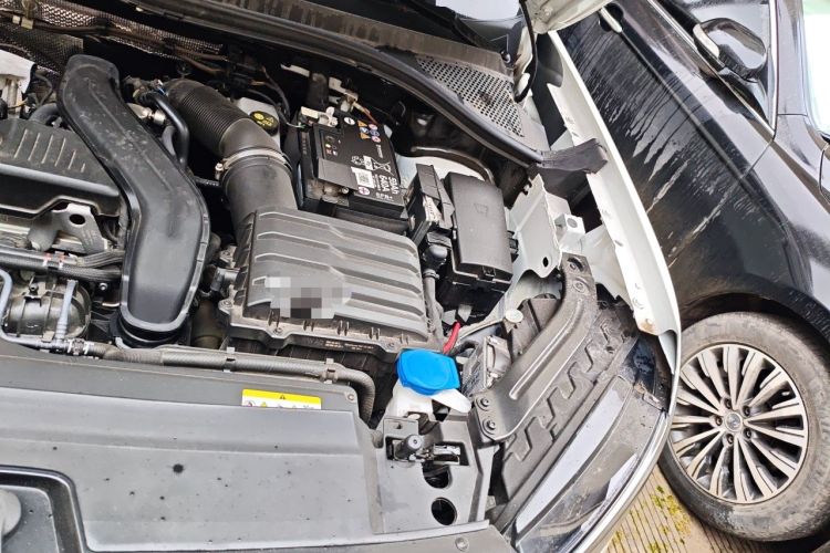 Used Volkswagen Tayron 2024 300TSI Two-Wheel-Drive Luxury Plus Advanced Version Engine Bay Left