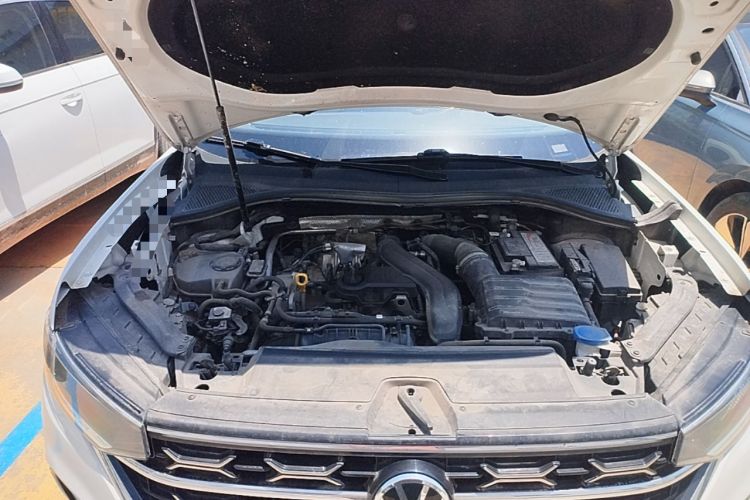 Used Volkswagen Tayron 2024 300TSI Two-Wheel-Drive Luxury Plus Advanced Version Engine Bay