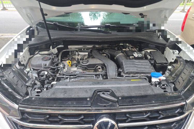 Used Volkswagen Tayron 2024 300TSI Two-Wheel-Drive Luxury Plus Advanced Version Engine Bay