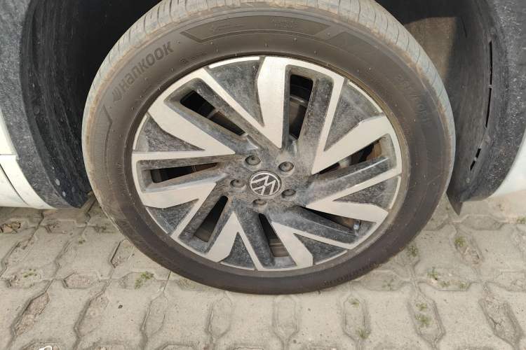 Used Volkswagen Tayron 2024 330TSI Two-Wheel Drive R-Line High-Energy Version Exterior 1