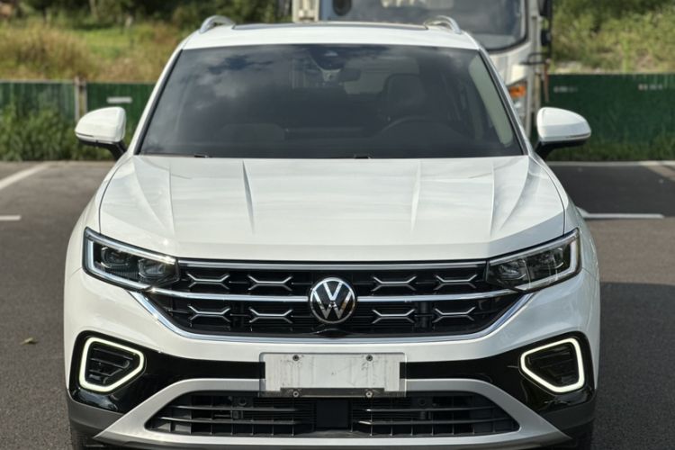 Used Volkswagen Tayron 2024 300TSI Two-Wheel-Drive Luxury Plus Advanced Version Exterior 1
