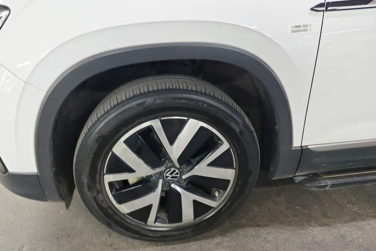 Used Volkswagen Tayron 2024 330TSI Two-Wheel Drive Luxury Plus Advanced Version Exterior 7
