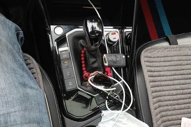 Used Volkswagen Tayron 2024 330TSI Two-Wheel Drive Luxury Plus Advanced Version Gear Lever