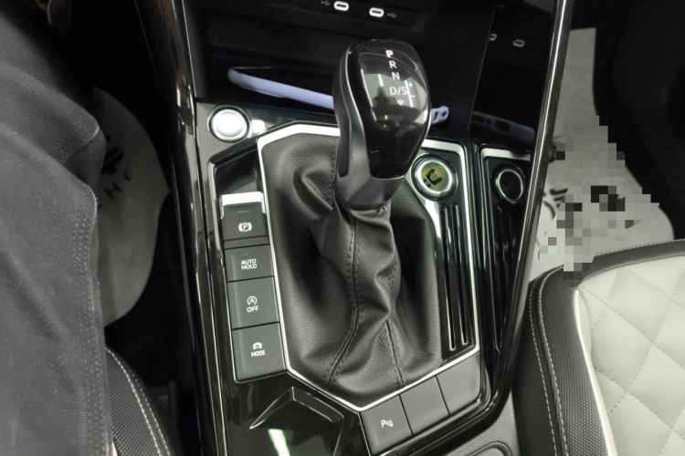 Used Volkswagen Tayron 2024 330TSI Two-Wheel Drive Luxury Plus Advanced Version Gear Lever