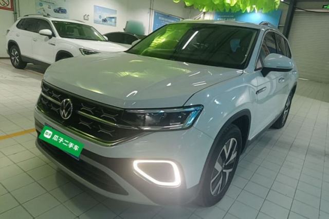 Volkswagen Tayron 2024 300TSI Two-Wheel-Drive Luxury Plus Advanced Version usado