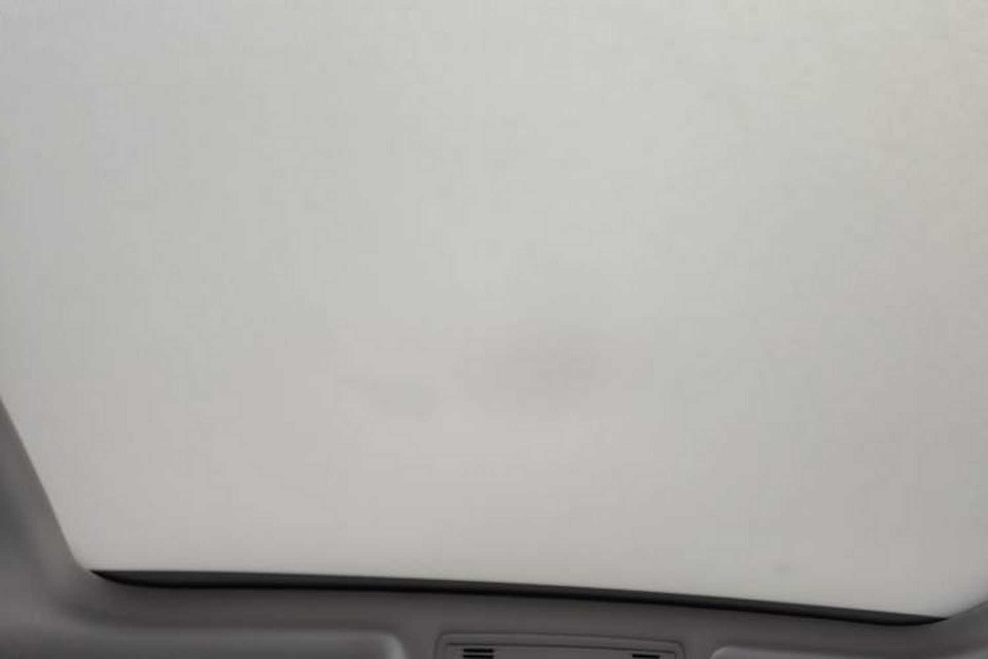 Used Volkswagen Tayron 2024 330TSI Two-Wheel Drive R-Line High-Energy Version Headliner