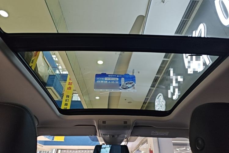Used Volkswagen Tayron 2024 300TSI Two-Wheel-Drive Luxury Plus Advanced Version Headliner