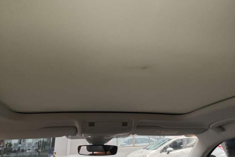 Used Volkswagen Tayron 2024 300TSI Two-Wheel-Drive Luxury Plus Advanced Version Headliner