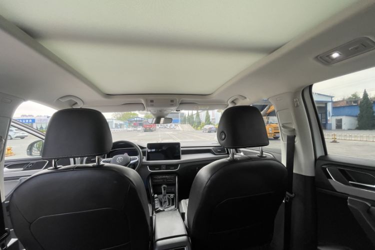 Used Volkswagen Tayron 2024 300TSI Two-Wheel-Drive Luxury Plus Advanced Version Interior 11