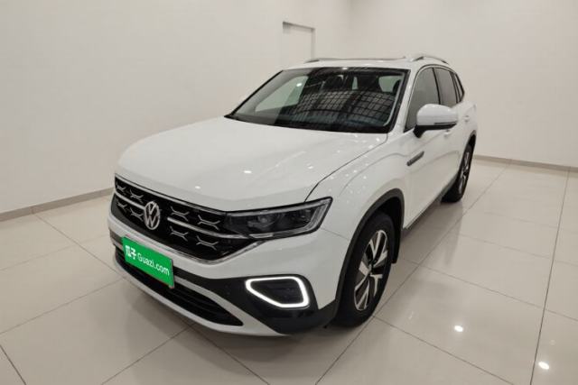 Ojetý Volkswagen Tayron 2024 300TSI Two-Wheel-Drive Luxury Plus Advanced Version