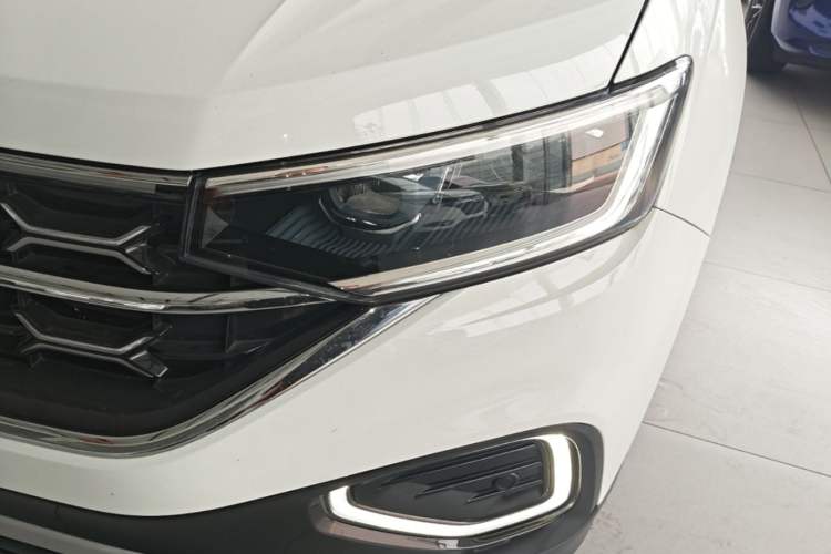 Used Volkswagen Tayron 2024 300TSI Two-Wheel-Drive Luxury Plus Advanced Version Left Front Headlight