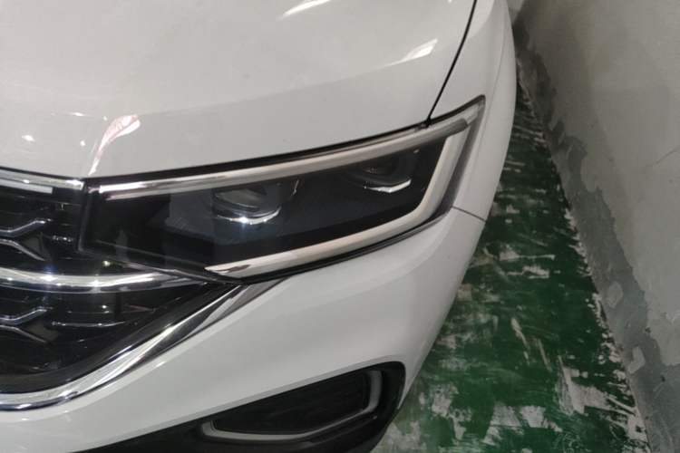 Used Volkswagen Tayron 2024 330TSI Two-Wheel Drive Luxury Plus Advanced Version Left Front Headlight