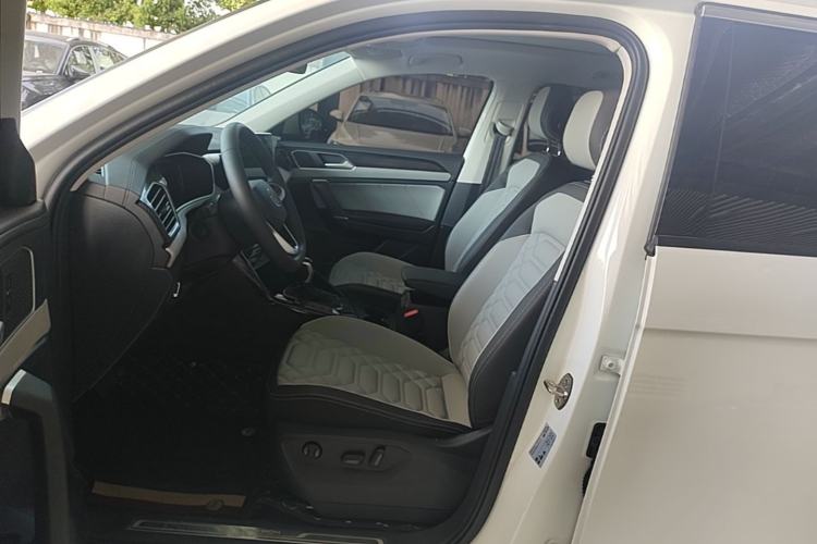 Used Volkswagen Tayron 2024 300TSI Two-Wheel-Drive Luxury Plus Advanced Version Left Front Seat