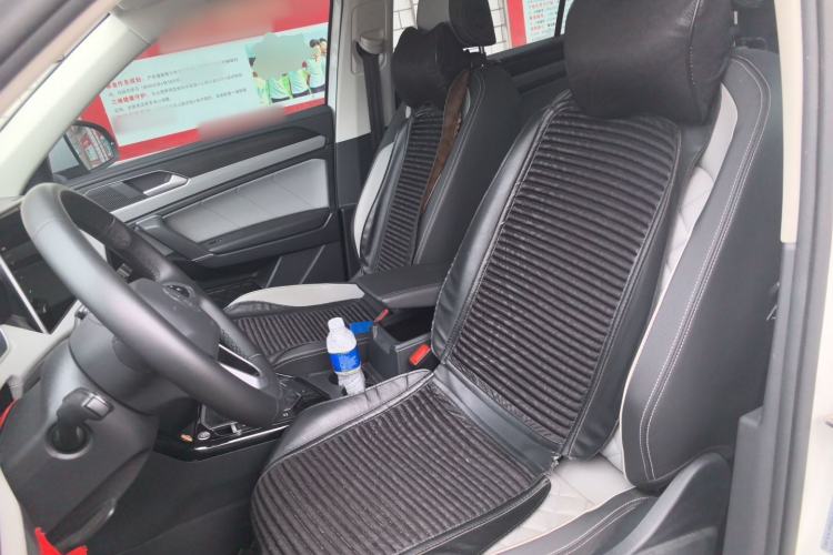 Used Volkswagen Tayron 2024 300TSI Two-Wheel-Drive Luxury Plus Advanced Version Left Front Seat