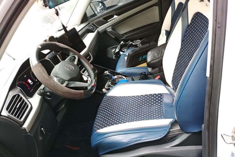 Used Volkswagen Tayron 2024 300TSI Two-Wheel-Drive Luxury Plus Advanced Version Left Front Seat