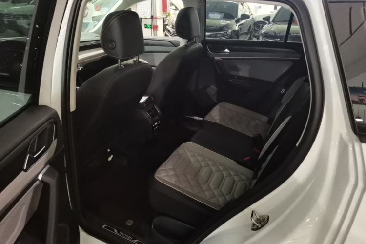 Used Volkswagen Tayron 2024 300TSI Two-Wheel-Drive Luxury Plus Advanced Version Left Rear Seat