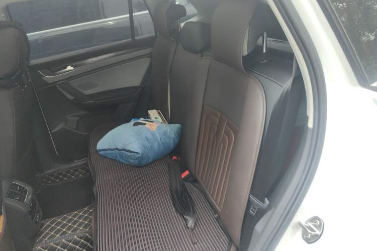 Used Volkswagen Tayron 2024 300TSI Two-Wheel-Drive Luxury Plus Advanced Version Left Rear Seat