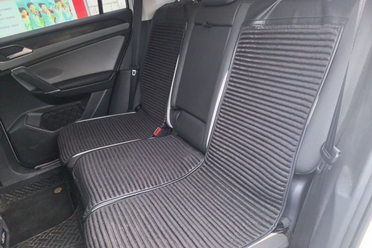 Used Volkswagen Tayron 2024 300TSI Two-Wheel-Drive Luxury Plus Advanced Version Left Rear Seat