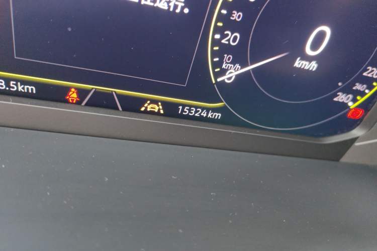 Used Volkswagen Tayron 2024 330TSI Two-Wheel Drive R-Line High-Energy Version Odometer Close Up