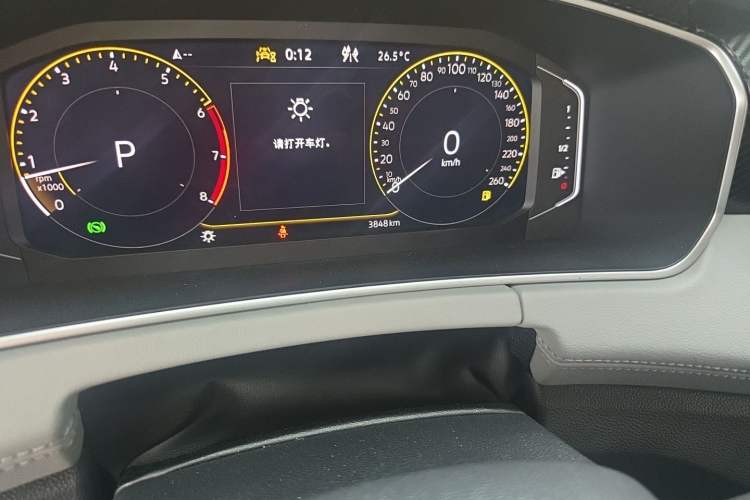 Used Volkswagen Tayron 2024 300TSI Two-Wheel-Drive Luxury Plus Advanced Version Odometer Close Up