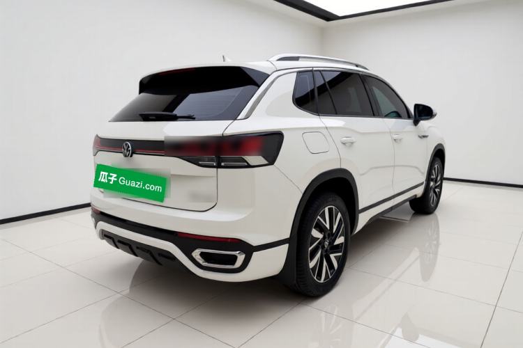 Used Volkswagen Tayron 2024 330TSI Two-Wheel Drive R-Line High-Energy Version Rear Right 45 Deg