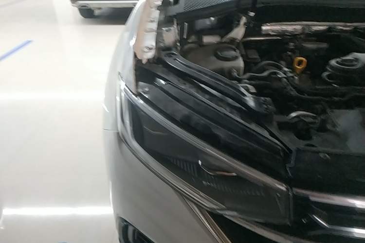 Used Volkswagen Tayron 2024 300TSI Two-Wheel-Drive Luxury Plus Advanced Version Right Front Headlight