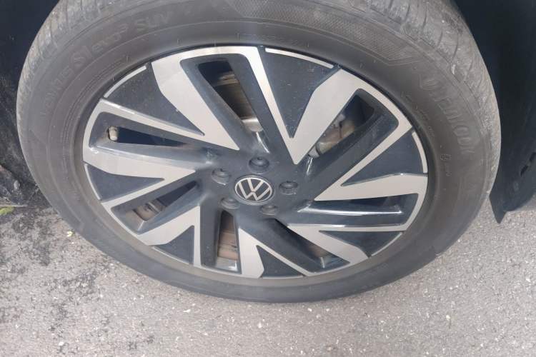 Used Volkswagen Tayron 2024 330TSI Two-Wheel Drive R-Line High-Energy Version Right Front Wheel Hub