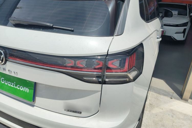 Used Volkswagen Tayron 2024 380TSI Four-Wheel Drive R-Line High-Energy Version Right Rear Taillight
