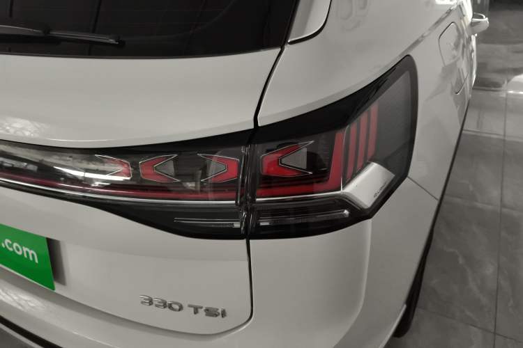 Used Volkswagen Tayron 2024 330TSI Two-Wheel Drive Luxury Plus Advanced Version Right Rear Taillight