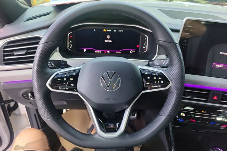 Used Volkswagen Tayron 2024 380TSI All-Wheel Drive R-Line Pro Smart Edition Steering Wheel