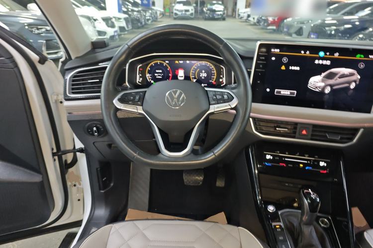 Used Volkswagen Tayron 2024 330TSI Two-Wheel Drive Luxury Plus Advanced Version Steering Wheel