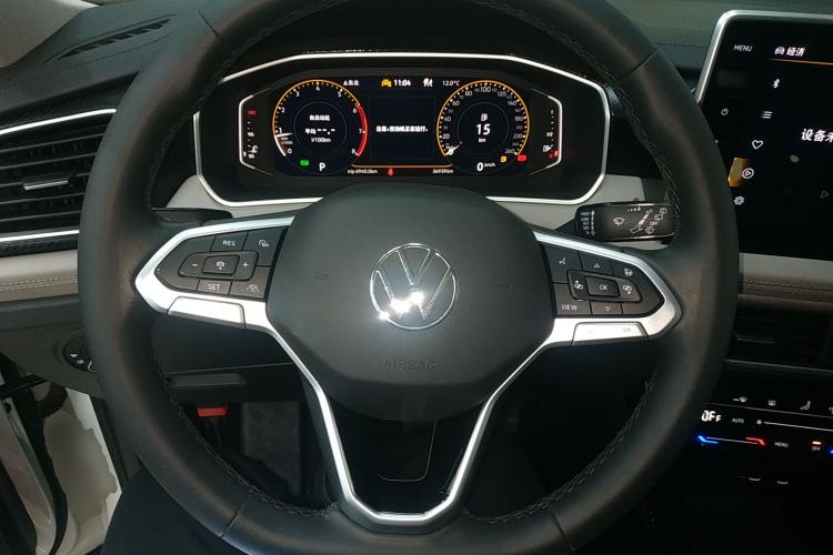 Used Volkswagen Tayron 2024 330TSI Two-Wheel Drive Luxury Plus Advanced Version Steering Wheel