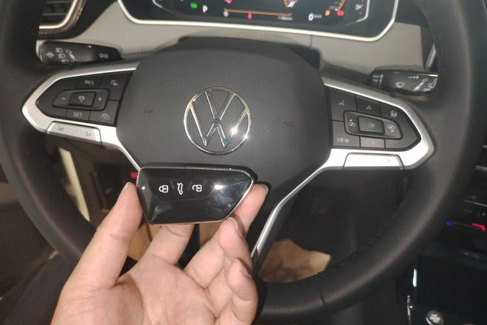 Used Volkswagen Tayron 2024 330TSI Two-Wheel Drive Luxury Plus Advanced Version Vehicle Key