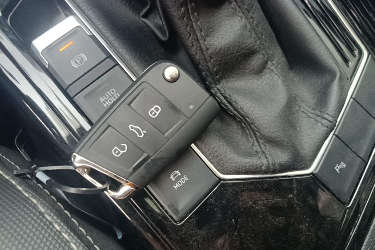 Used Volkswagen Tayron 2024 300TSI Two-Wheel-Drive Luxury Plus Advanced Version Vehicle Key